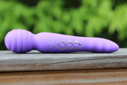 Review: Maia Zoe Twistty Wand